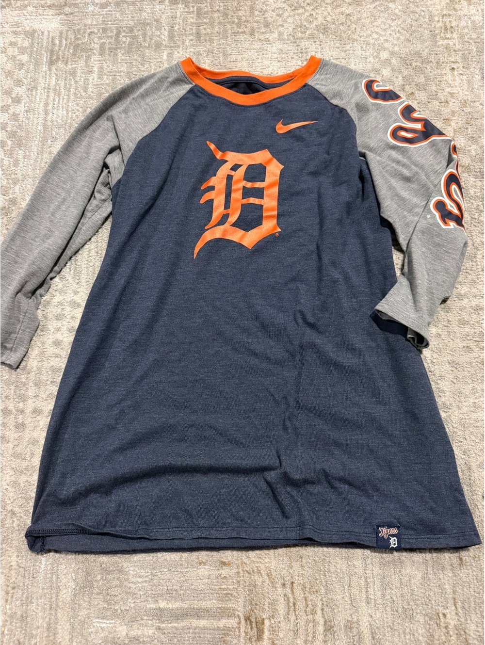 Nike Detroit Tigers Long Sleeve T-Shirt Large Athletic Cut